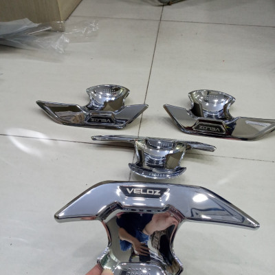 Ốp  Hõm Cửa Xe TOYOTA VELOZ 2022 2023 Mạ Crom cao cấp
