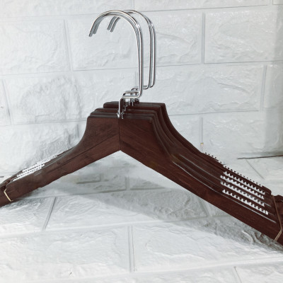 20 Móc Gỗ Nâu Nữ Treo Quần Áo Có Vai Đệm