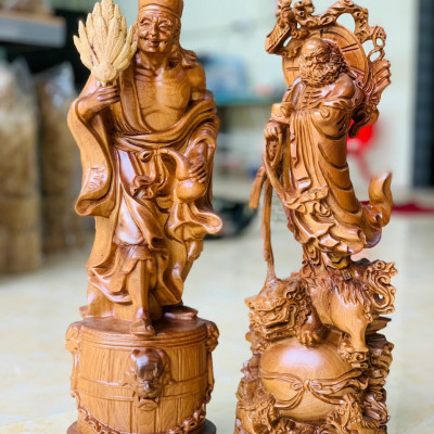 Tượng đạt ma sư tổ bằng gỗ bách xanh thơm nức kt cao 40cm