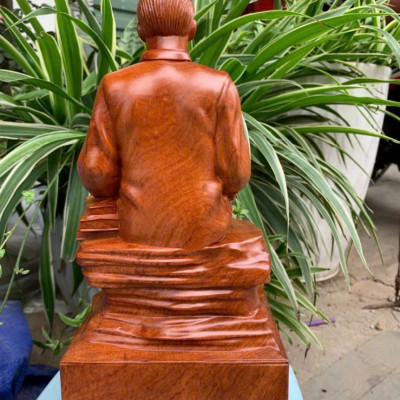 Tượng bác hồ bằng gỗ hương đá kt cao 30×14×14cm 