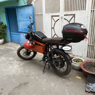 Thùng xe Datbike Weaver 200, thùng Givi B270N và baga theo xe