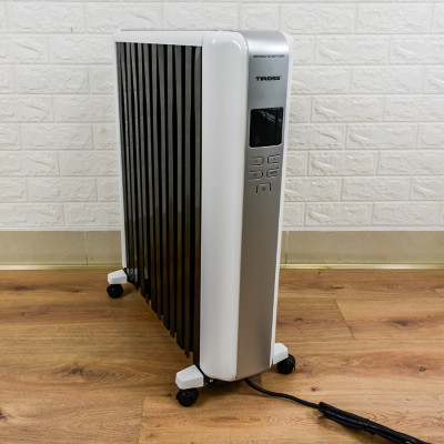 Máy sưởi dầu Tiross 12 Thanh TS9218 (2500W) - Có Điều Khiển - Hàng chính hãng