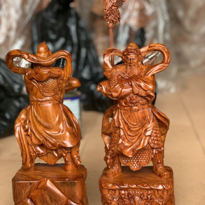 Tượng quan công bằng gỗ hương kt cao 20