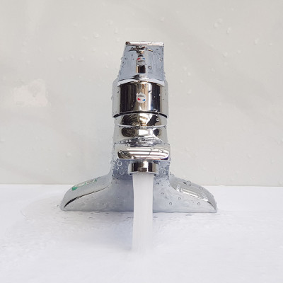 Vòi Lavabo nóng lạnh 2 chân Đồng mạ Chrome Eurolife EL-AZA03-1 (Trắng bạc)