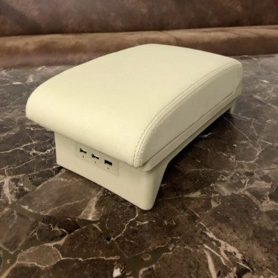 Hộp tỳ tay ô tô, xe hơi XPD-NK cao cấp dùng cho xe Mitsubishi Xpander cao cấp tích hợp 3 cổng USB