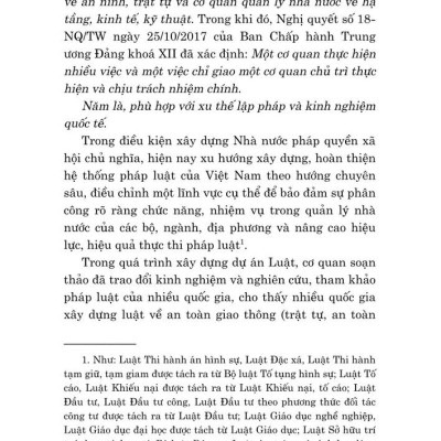 Tìm hiểu Luật trật tự, an toàn giao thông đường bộ năm 2024 - bản in 2025