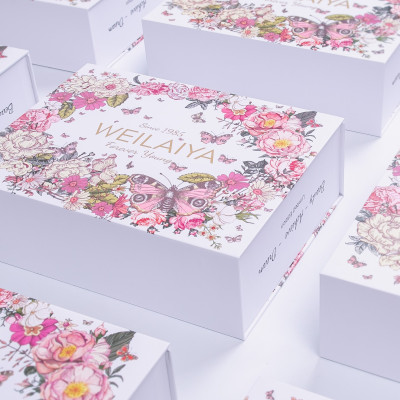 Set quà tặng cao cấp WEILAIYA: Combo chăm sóc tóc và body - Cặp dầu gội xả phục hồi Nấm Truffle cho tóc hư tổn và Sữa tắm Hoa hồng dưỡng trắng da