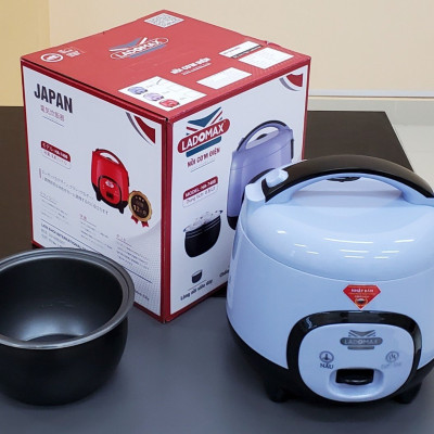 Nồi cơm điện 1.2L Ladomax HA-7412 lòng niêu nấu cơm chín đều, có xửng hấp, cho 2 - 5 người ăn - Hàng chính hãng
