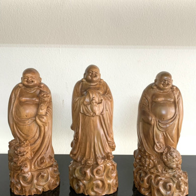 Bộ tượng điêu khắc tam phúc bằng gỗ bách xanh thơm nức kt cao 20cm 