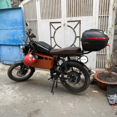 Thùng xe Datbike Weaver 200, thùng Givi B270N và baga theo xe