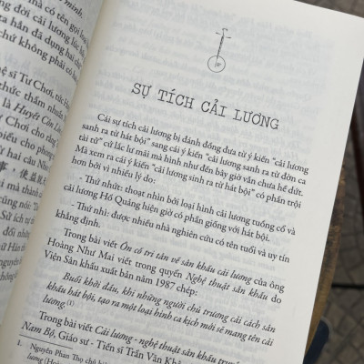 TUỒNG HÁT CẢI LƯƠNG Khảo & luận - 10 năm bổn tuồng đề yếu - Nguyễn Phúc An  – Nxb Tổng hợp Tp Hồ Chí Minh (bìa mềm)