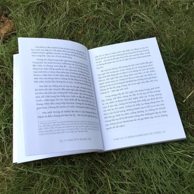 Sách - At Home With Madame Chic - Thanh Lịch Từ Những Khoảnh Khắc Đời Thường