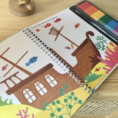 Sách tiếng anh tương tác cho bé - Fingerprint Activities Under the Sea