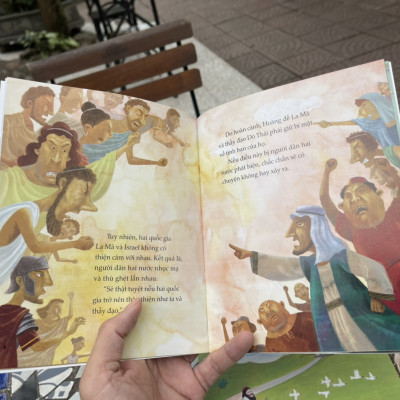 (Nhật ký nuôi dạy tâm hồn từ Kinh cổ Do Thái) HOÀNG ĐẾ LA MÃ VÀ THẦY ĐẠO (Tin tưởng) - Kyowon – Lã Thị Hà Thu dịch – Bizbooks – NXB Hồng Đức (Bìa mềm)