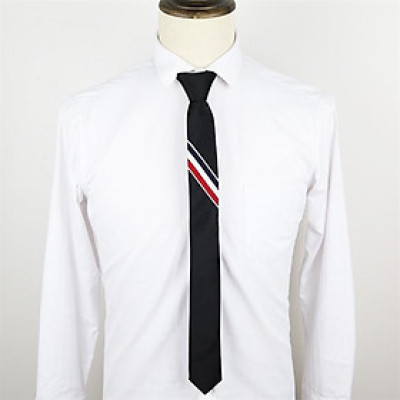 Cà vạt nam thắt sẵn bản nhỏ 6cm màu đen kẻ đỏ xéo