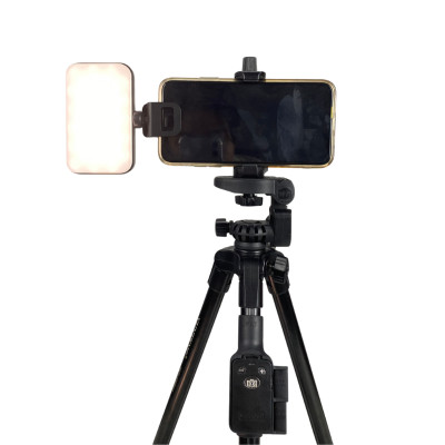 Combo Tripod Yunteng VCT 5208RM + Đèn kẹp F6 - Combo du lịch nhỏ gọn, tiện lợi - Hàng chính hãng