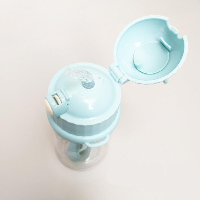 Bình nước có ống mút, có dây đeo Goki Rudy 450ml nắp xừng hươu ngộ nghĩnh - Hàng xuất Nhật