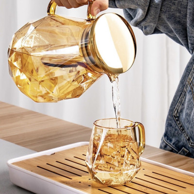 BỘ BÌNH ĐỰNG NƯỚC THỦY TINH CHỊU NHIỆT CAO CẤP KÈM 6 CỐC - VD81