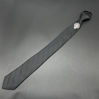 Cà vạt 6cm màu đen thắt sẵn kẻ nổi đính đá tím hồng sang trọng