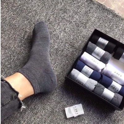 Set 10 đôi tất cổ ngắn , vớ nam cao cấp , vải cotton, giúp ôm sát chân ,chống mùi hôi chân , kháng khuẩn ,phù hợp tất cả các loại giày tạo cảm giác êm ái khi mang