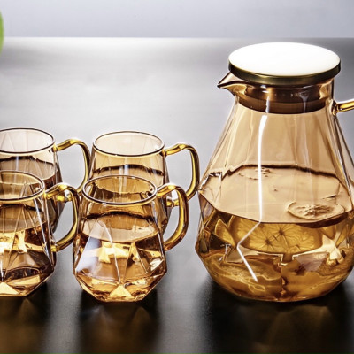 BỘ BÌNH ĐỰNG NƯỚC THỦY TINH CHỊU NHIỆT CAO CẤP KÈM 6 CỐC - VD81