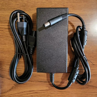 Sạc dành cho Laptop Dell (Các loại) 19.5V 9.23A 180W - Chân kim to 7.4 mm x 5.0 mm hàng nhập khẩu.