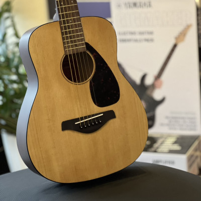 Đàn guitar acoustic  3/4 Yamaha JR2 cỡ nhỏ- Chính hãng, BH 12 tháng