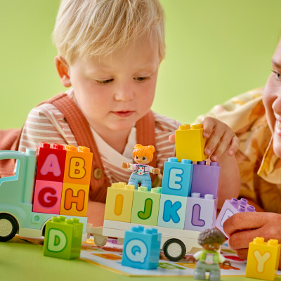Đồ Chơi Lắp Ráp Đoàn Tàu Học Chữ - Alphabet Truck - Lego Duplo 10421 (36 Mảnh Ghép)