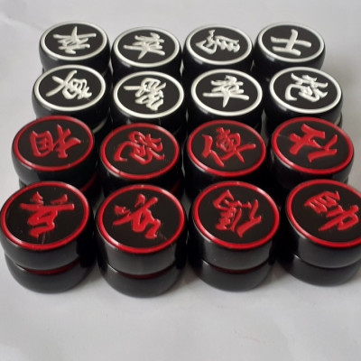 Bộ quân cờ tướng sừng trâu 3,7 đục máy 2 mặt DAICAT