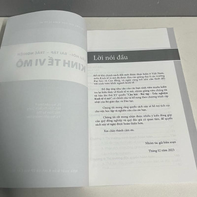 Sách - Câu Hỏi - Bài Tập - Trắc Nghiệm Kinh Tế Vi Mô (Trường ĐH Kinh Tế TP. Hồ Chí Minh)