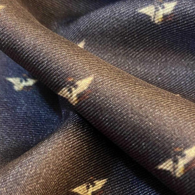 Khăn lụa tơ tằm cài túi áo Vest cho Nam 33x33cm - Hạc