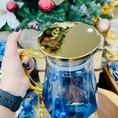 COMBO BỘ BÌNH ĐỰNG NƯỚC UỐNG THỦY TINH CAO CẤP KÈM 6 CỐC MÀU XANH NƯỚC BIỂN, KHAY VÀ GIÁ ÚP - VD106