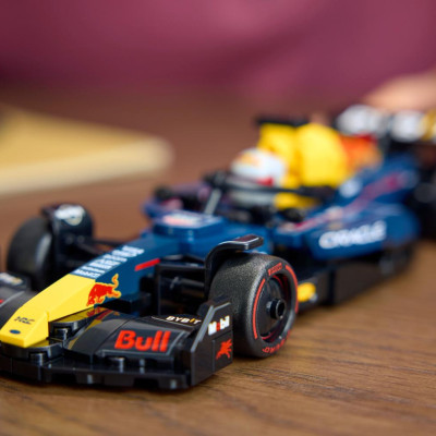 Đồ Chơi Lắp Ráp Xe Đua Oracle Red Bull Racing RB20 F1 - Lego Speed Champions 77243 (251 Mảnh Ghép)