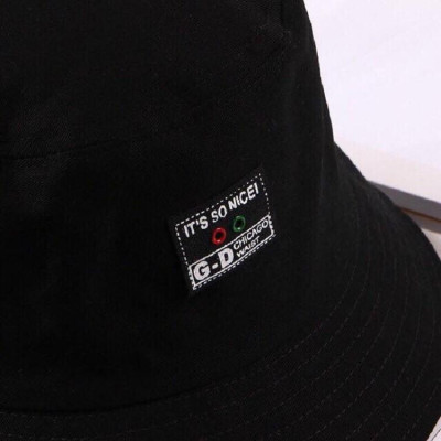 Nón Tai Bèo Bucket It