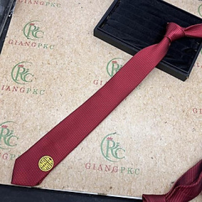 Cà vạt nam chú rể màu đỏ song Hỷ vàng tròn 6cm tự thắt màu đỏ chấm