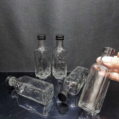 Chai Thủy Tinh Nhỏ 100ML (combo 15 cái) vuông cao nắp nhôm đen – Lọ Thủy Tinh Mini đựng mật ong, thức uống - Vỏ Chai Rượu Mini