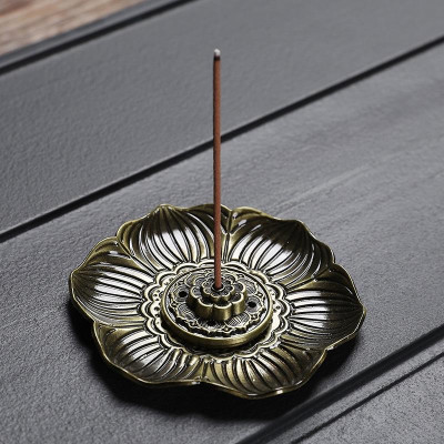 Đĩa cắm nhang và đốt trầm nụ đồng giả cổ