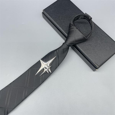 Cà vạt nam màu đen thắt sẵn mẫu kẻ ziczac đính sao ánh sáng