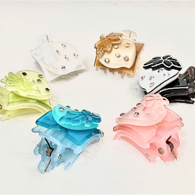 Kẹp Tóc Mái Mini Hình Quả Dâu Đính Đá – Phụ Kiện Trẻ Trung Cho Mái Tóc Xinh!