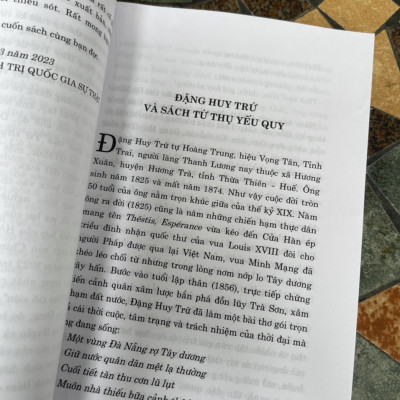 TỪ THỤ YẾU QUY – bàn về nạn hối lộ và đức thanh liêm của người làm quan – Đặng Huy Trứ – NXB Chính trị Quốc gia Sự thật