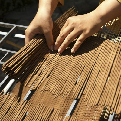 Nhang Sen Hương Xưa Liên Tâm 38cm  90 cây - Ít khói, 100% Từ Quế Hồi thiên nhiên