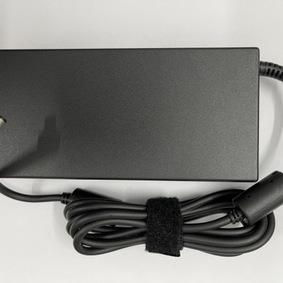 Sạc dành cho Laptop Gigabyte G5 ME 51VN263SH RTX 3050Ti kèm dây nguồn -Hàng nhập khẩu