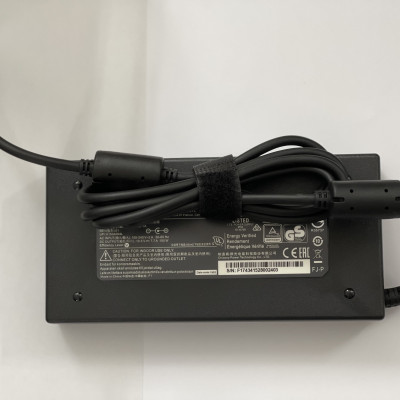 Sạc dành cho Laptop MSI WE63 WE63 8SI-238 WE63 8SI-239 WE63 8SJ WE63 8SJ-233 19.5V 7.7A Chân 7.4mm kèm dây nguồn hàng nhập khẩu