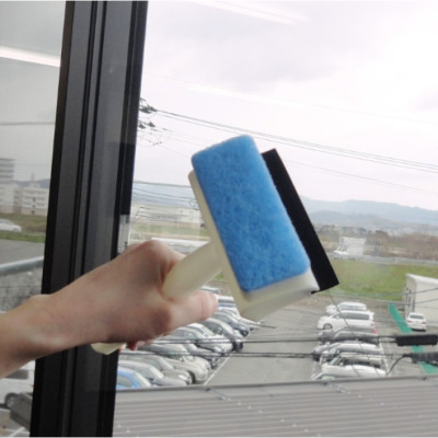 Bàn chải chà cửa kính, tường gạch men nhà tắm Kokubo, giúp đánh bay cả những vết bụi bẩn bám dính lâu ngày - nội địa Nhật Bản 