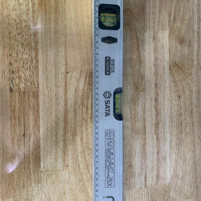 Thước thủy có nam châm chịu va đập 450mm 91612A độ chính xác cao