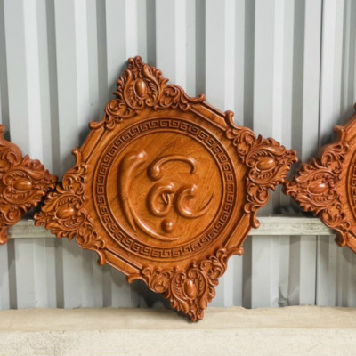 Bộ tranh treo tường trạm khắc phúc lộc thọ bằng gỗ hương đá kt mặt vuông 50×50×4cm