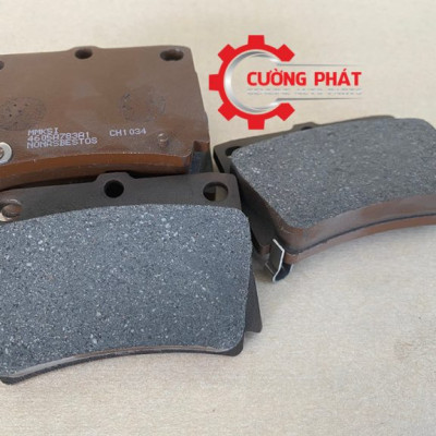 Má phanh sau Mitsubishi Pajero Sport máy xăng mã 4605A783