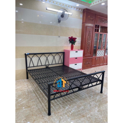 Giường sắt giá cực rẻ cực đẹp 1m8x2m