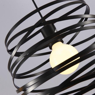 Đèn thả lồng sắt tô điểm bàn ăn, quán cafe DT