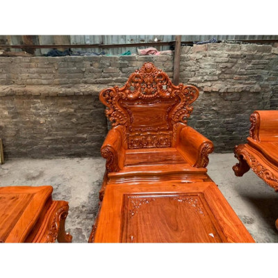 Bộ bàn ghế hoàng gia luxury gỗ hương đá mẫu mới 2022